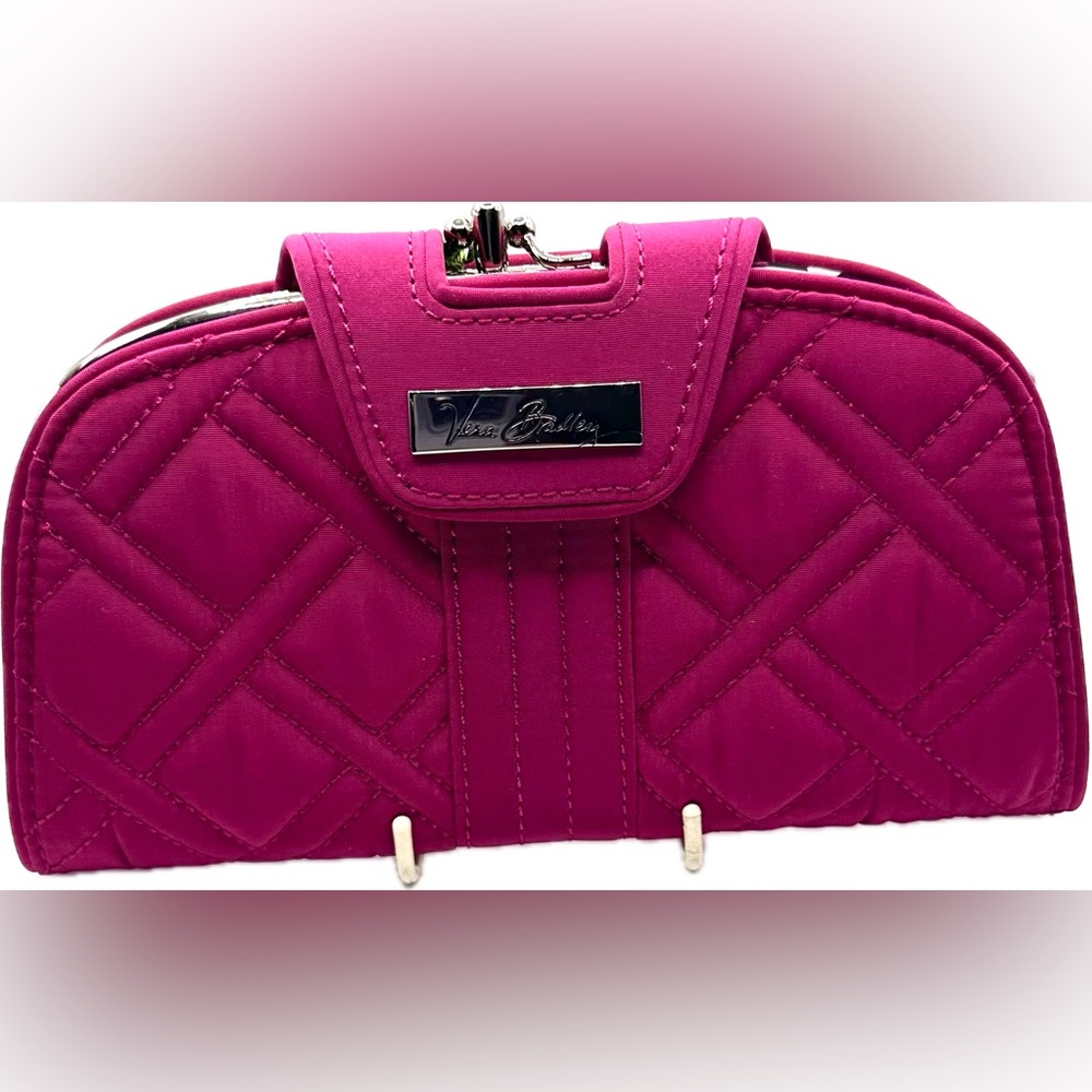 NWT Vera Bradley Quilted Raspberry Kiss N Snap Wallet Magenta, Excellent Cond